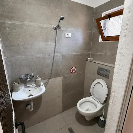 Pensjonat White Durrës